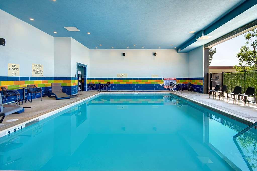 Hampton Inn & Suites Ontario Rancho Cucamonga Einrichtungen foto