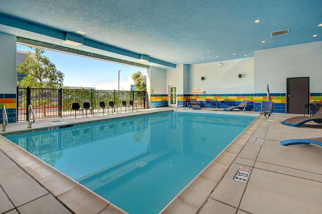 Hampton Inn & Suites Ontario Rancho Cucamonga Einrichtungen foto
