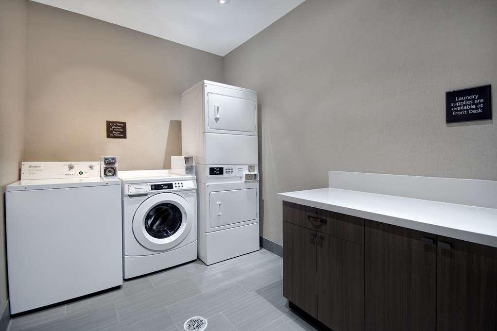 Hampton Inn & Suites Ontario Rancho Cucamonga Einrichtungen foto